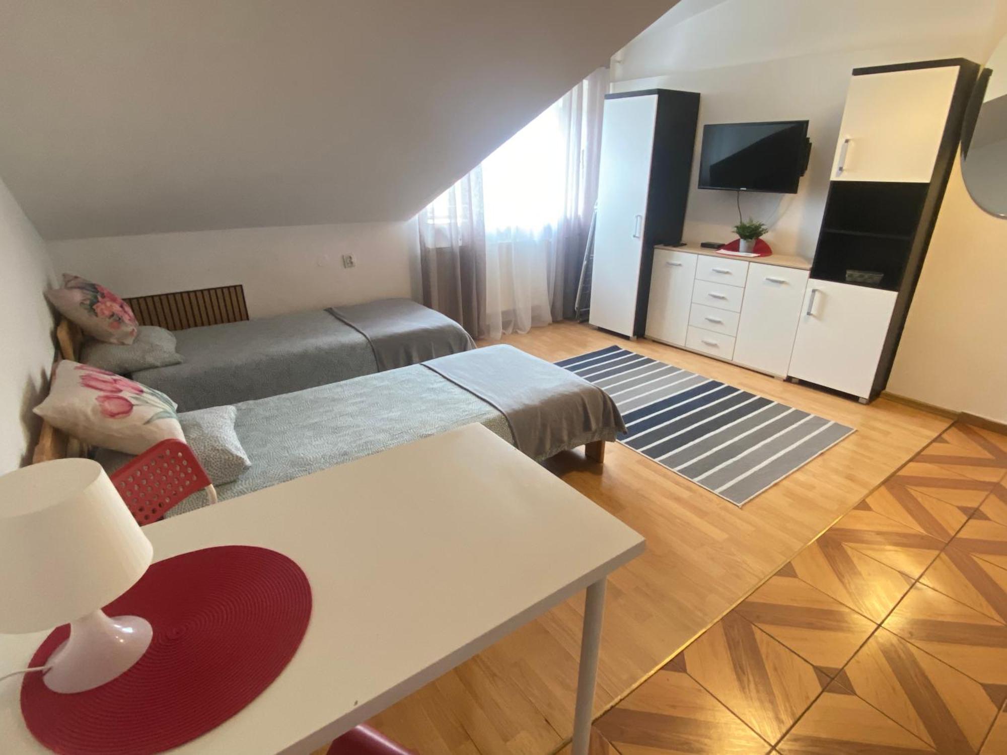 Accommodatie bij particulieren Kornlex Goscinne Z Aneksem Kuchennym Warschau